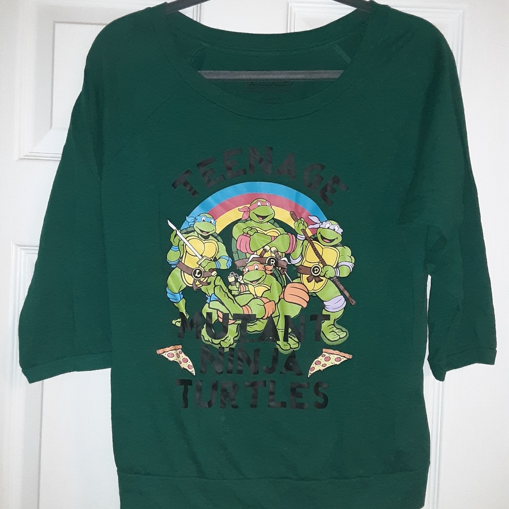 Nickelodeon TMNT Shirt
